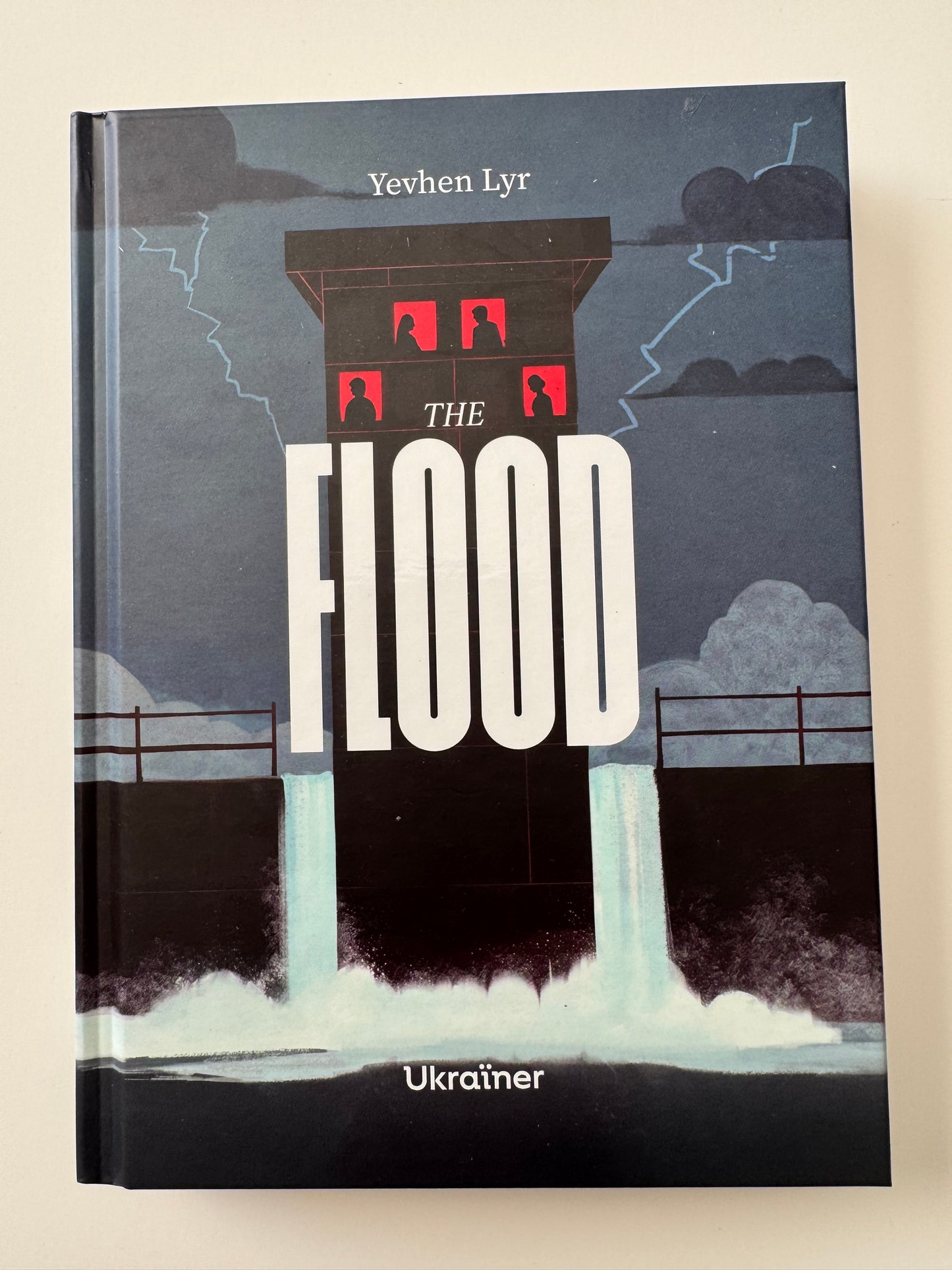 The Flood. Yevhen Lyr / Ukraine books in English