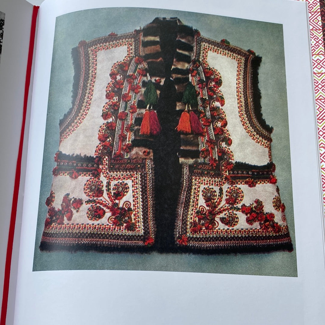 Народне мистецтво Карпат / Книги про українську культуру в США